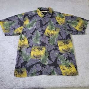 Tommy Bahama Camp Shirt Mens Medium Loop Collar Island Castaway Palm Tree Relax